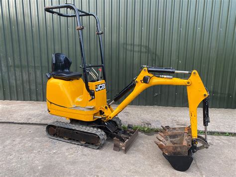 narrow width mini digger|mini digger sizes uk.